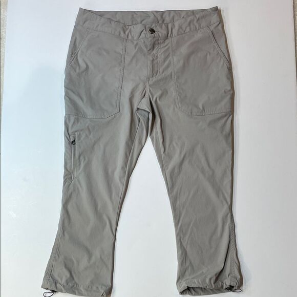 Columbia Taupe Hiking Capris Quick Dry Outdoor Drawstring Hem Women’s Sz 6 - Picture 1 of 8